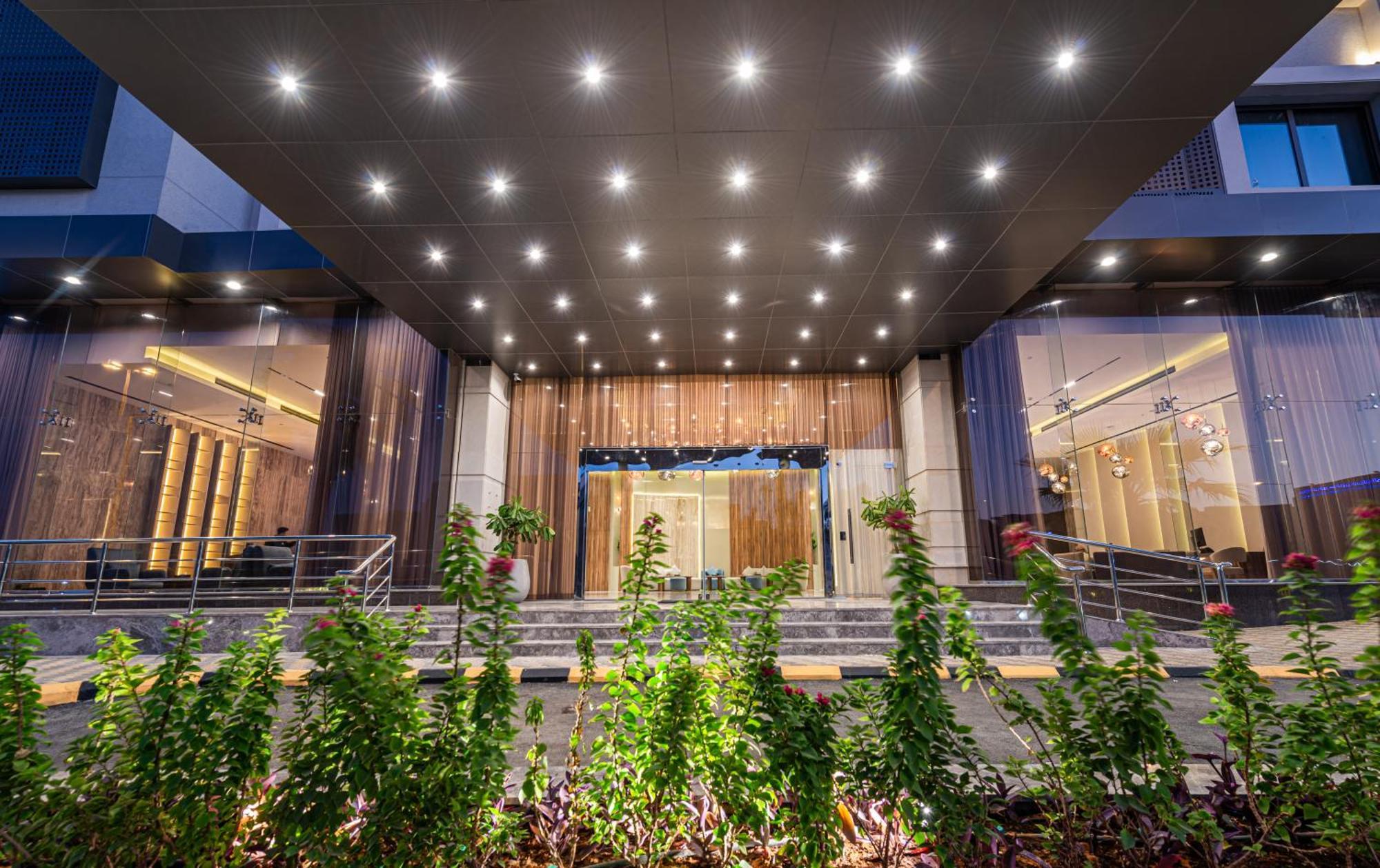 Voyage Hotel & Suites Эр-Рияд Экстерьер фото